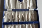 Made in Ireland - Vintage Newbridge Boxed Set of 6 Silver-Plated Pastry Forks