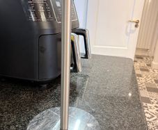 Kitchen roll holder