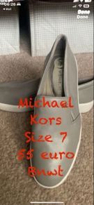 flats Micheal Kors grey leather shoes size 7