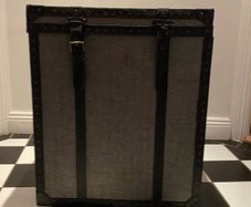 Vintage style canvas trunks