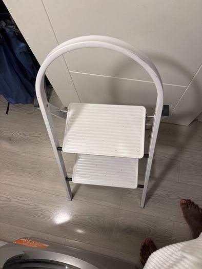 2-step ladder
