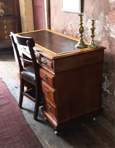 Victorian antique walnut pedestal desk