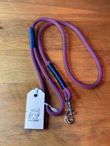 Dog lead leash. 1m paracord. Brand new.
