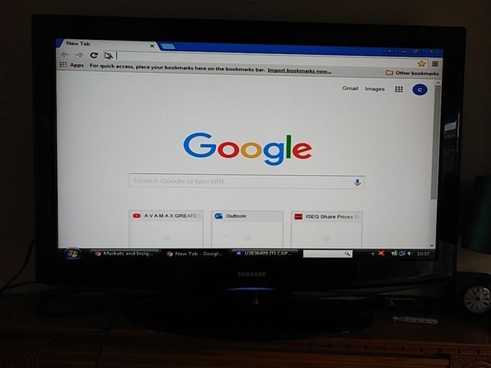 Samsung TV screen 35 by 19