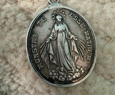 Bundle of 5 Vintage Religious and Fraternal Medals and Badges