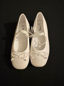 girls white sparkle shoes