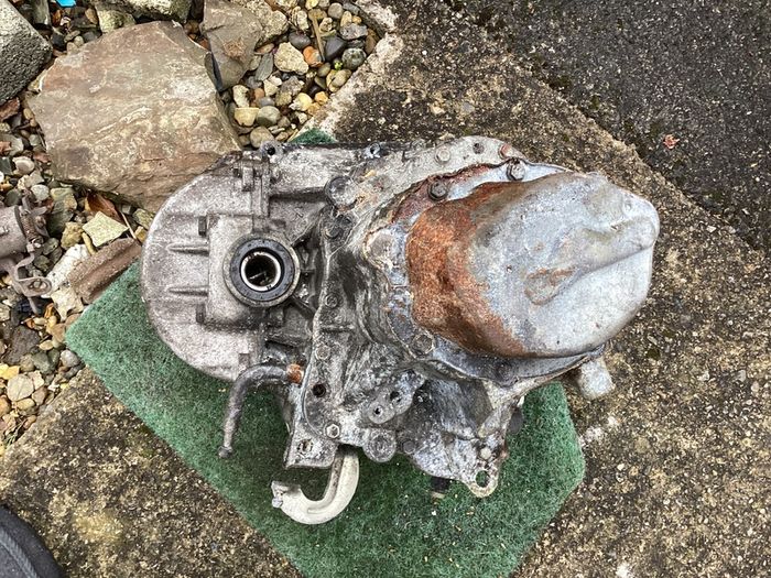 Gearbox for Reconditioned. Citroen Berlingo, Peugeot Partner, 1.6HDi Diesel Engine, with 5 speed gearbox (Suits 2010 - 2018 Models.)