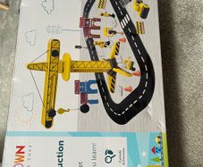 Wooden Crane & Construction Set