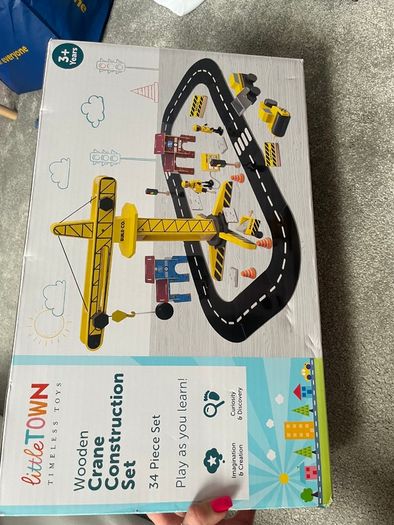 Wooden Crane & Construction Set