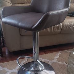 Arnotts Salon Chair