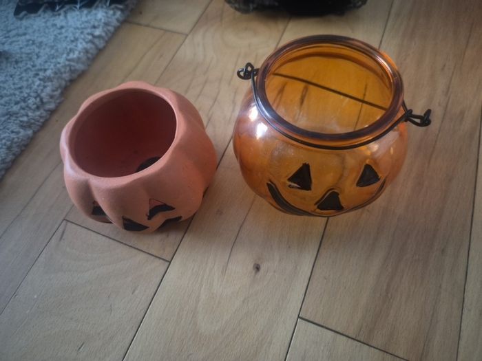 pumpkin candle holders