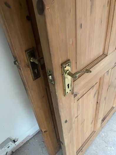 11no. Solid Pine Doors