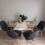 Dining table Image 2