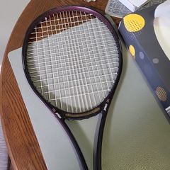 Tennis racket prince