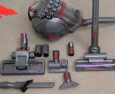 Dyson cinetic big ball animal, comes with attachments, Immaculate condition
