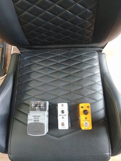 music foot padels