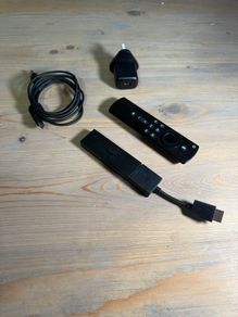 Amazon Fire TV Stick (2nd Gen) with Alexa Voice Remote (Complete)
