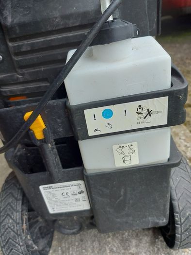 WORKZONE 2200W High Pressure Washer, Model Q1W-SP20-1900A, working great and in excellent condition