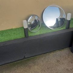 Driveway mirrors
