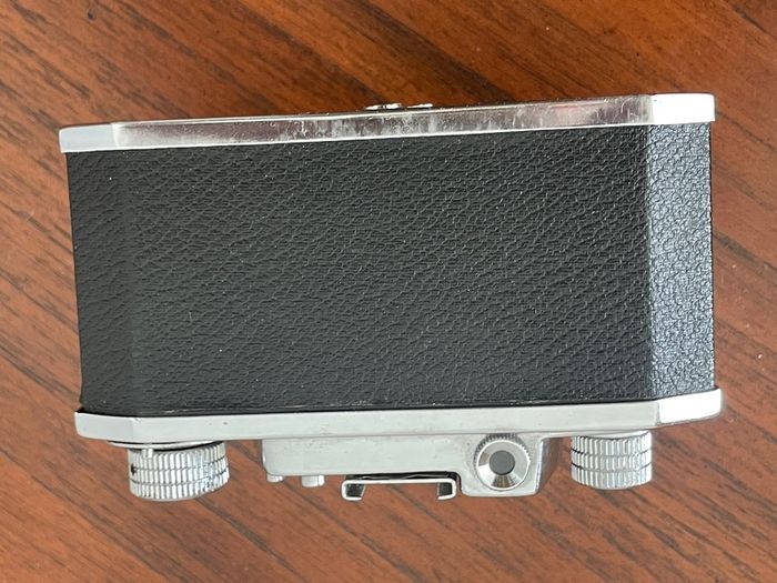 Compact film camera Halina 35x