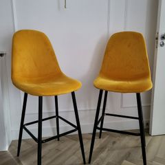 Bar stool