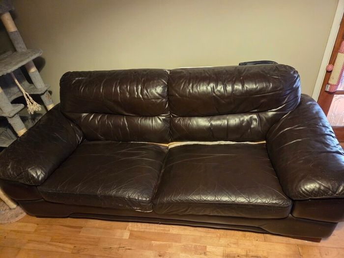 Free Sofa