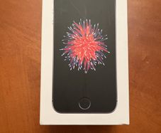 brand new iphone se still in box
