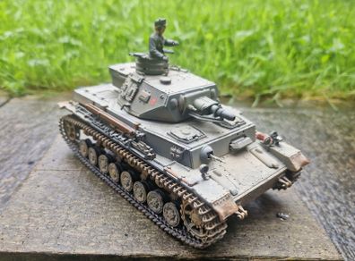 Unimax Forces of Valor 1:32 German Panzer IV F1 Tank model