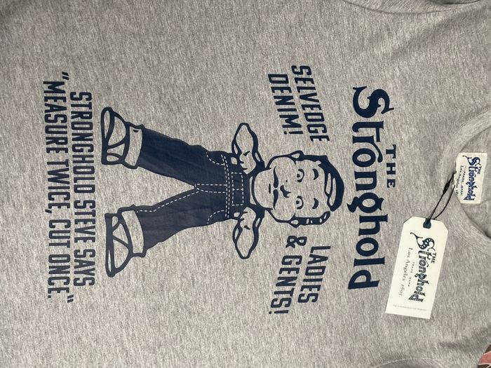 Men's T-shirt size Large