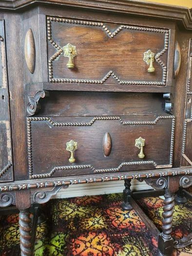 Sideboard