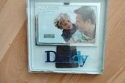 Photo Frame/Glass "DADDY" Frame .. Holds a 6" x 4" (15 cm x 10 cm) Photo