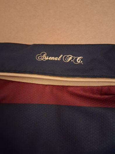 Arsenal Jersey. Official Arsenal Nike Mens Third Jersey From Season 2007/2008. Authentic Original From The Time. Not A Modern Day Remake.