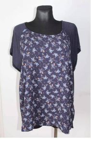 Navy floral top by Tchibo size UK18 EU46 Postage included