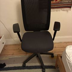 Office chair-Bisley
