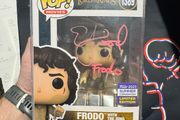 Funko pop lord of the rings Frodo signed