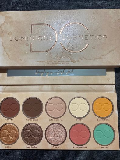 Dominique cosmetics latte 2 palette brand new