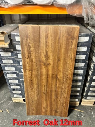 New Laminated Flooring Free Delivery