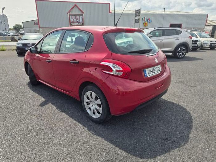Peugeot 208 2015 1.4 Diesel Red New NCT  and Taxed