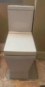 Toilet , sink & tap