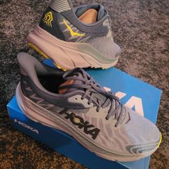 Hoka trainers mens
