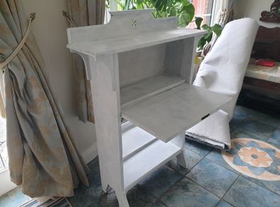 Folding writing Desk