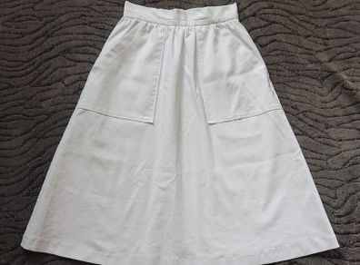 Zara White Skirt. Size 6-8