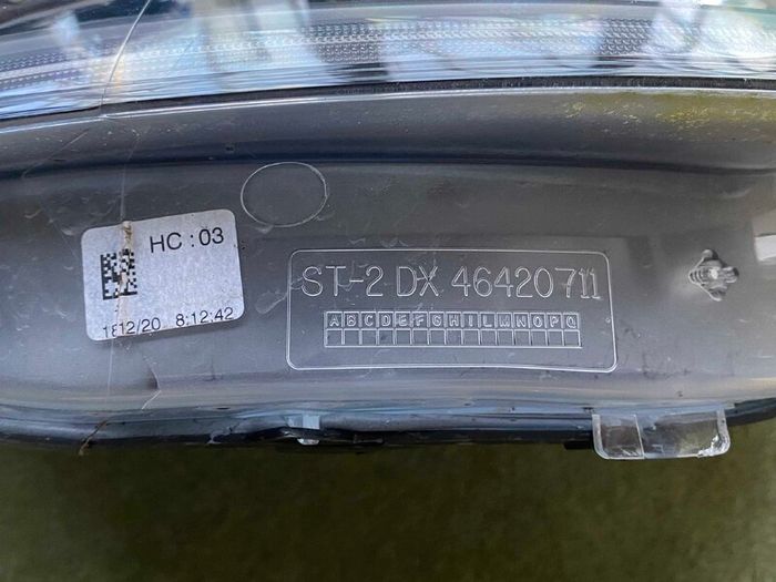 Right Headlight Citroen C4/DS4 Magneti Marelli Headlamp