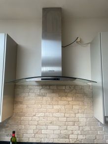 Samsung curved glass extractor fan