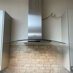 Samsung curved glass extractor fan
