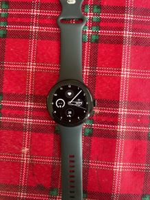 Google pixel watch 3 45mm, with strap and charger