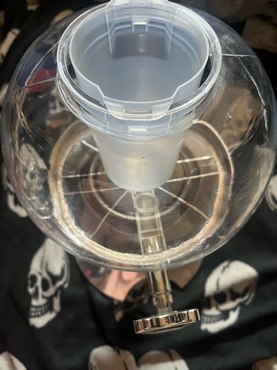 Drinks water dispenser with removable cooling cylinder.