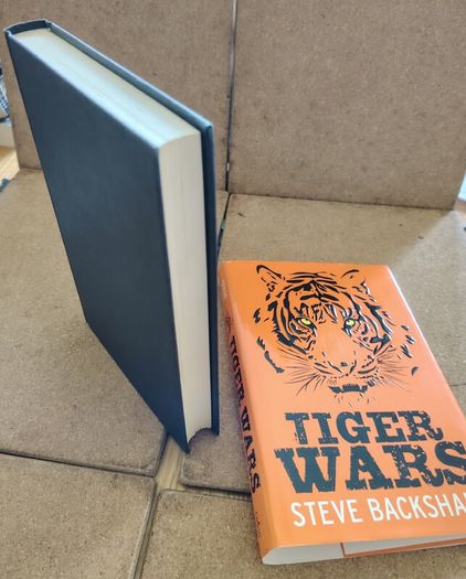 Tiger Wars by Steve Backshall Hardback with Dustjacket 2012 Near Fine Condition