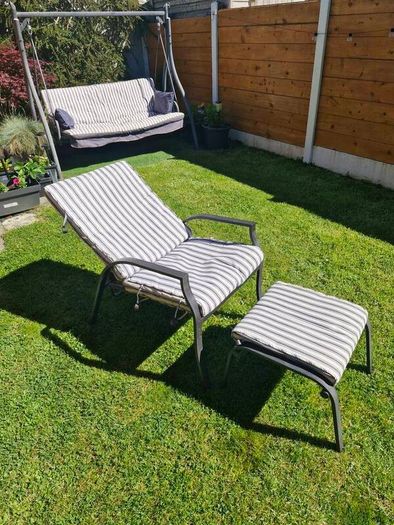 Garden furniture set