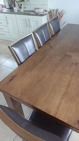kitchen table and chairs